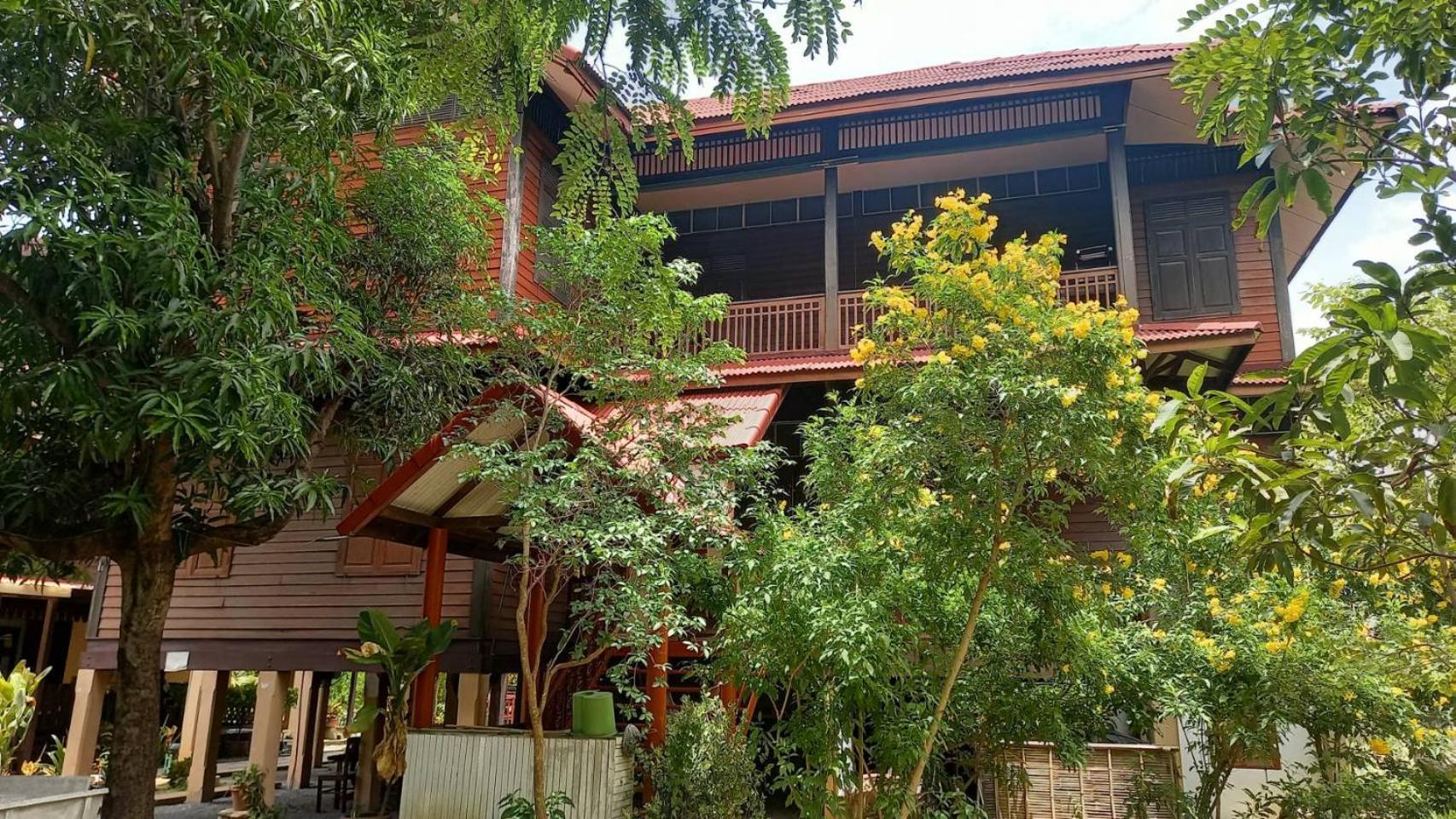 Baan Lotus Guest House Phra Nakhon Si Ayutthaya Zewnętrze zdjęcie